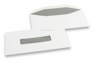 Buste con finestra, bianco, 109 x 224 mm, finestra centrata 25 x 110 mm, posizione della finestra 53 mm dal sinistra e 40 mm dal fondo, chiusura gommata, 80 grammi, peso circa 3 g cad. | Paesedellebuste.it